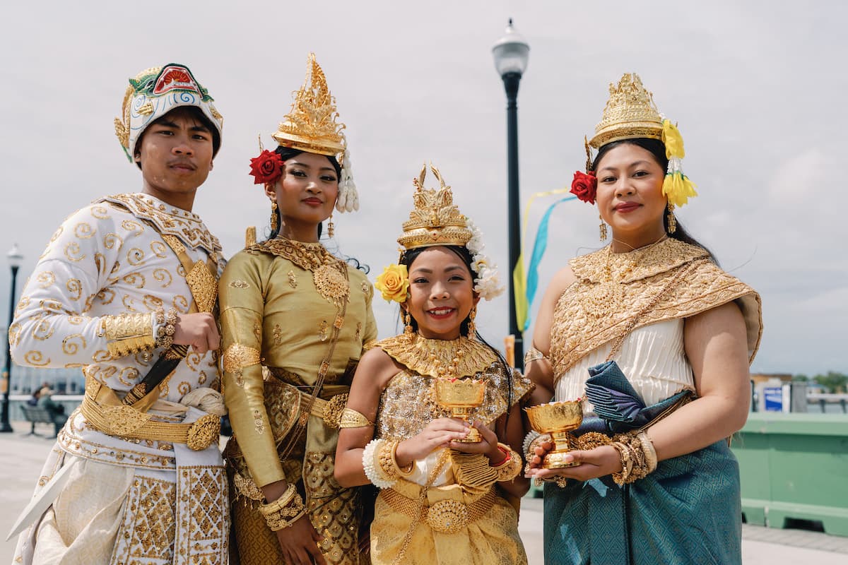 Oakland Khmer Angkor Dance Troupe performing