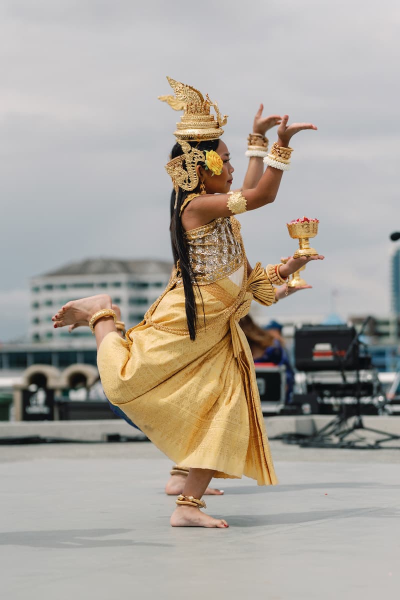 Oakland Khmer Angkor Dance Troupe performing