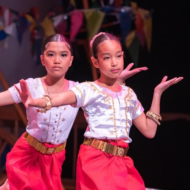 Open Modal for phloy.jpg