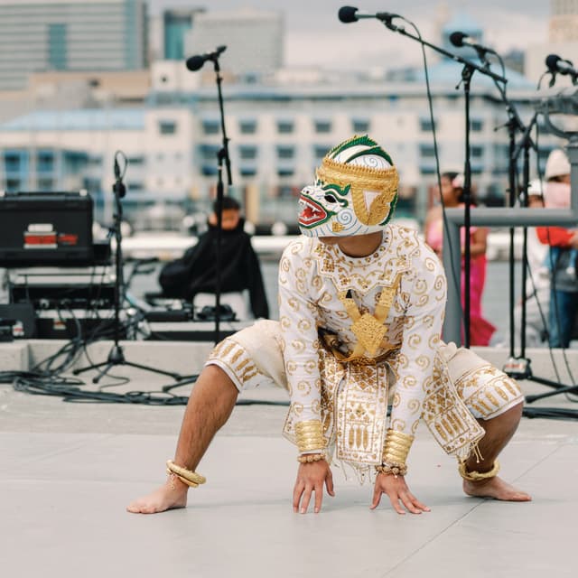 Open Modal for sovannmacha/sovann_03.jpg